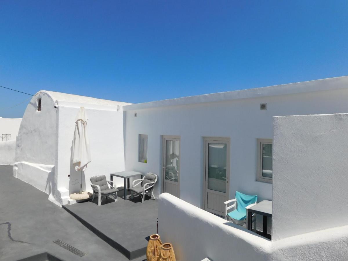 Livin Santorini - Center Rooms Santorini Island Esterno foto