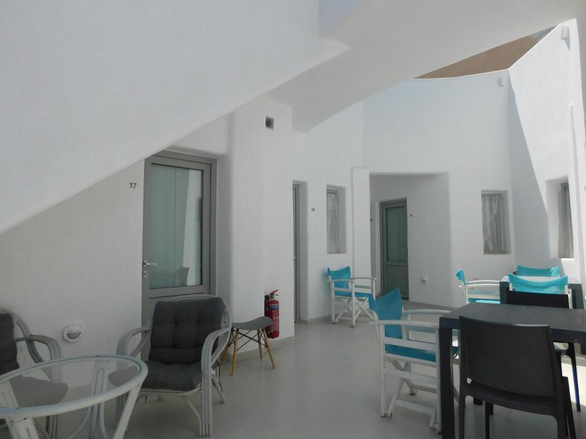Livin Santorini - Center Rooms Santorini Island Esterno foto