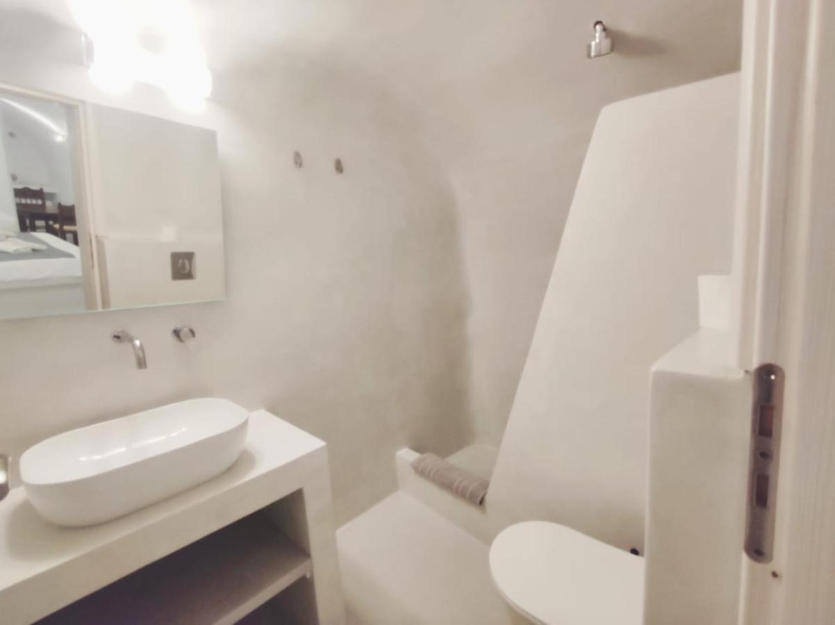 Livin Santorini - Center Rooms Santorini Island Esterno foto