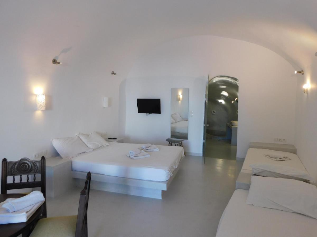Livin Santorini - Center Rooms Santorini Island Esterno foto