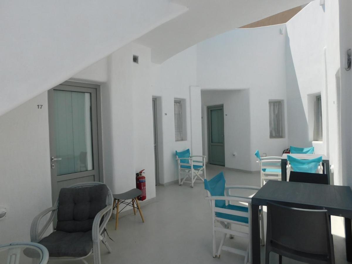 Livin Santorini - Center Rooms Santorini Island Esterno foto